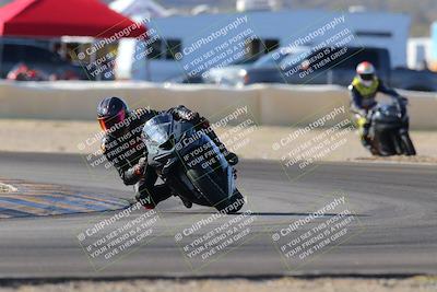 media/Dec-18-2022-SoCal Trackdays (Sun) [[8099a50955]]/Turn 2 (950am)/